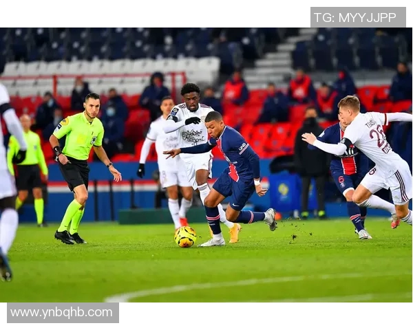 央视直播欧冠焦点战巴黎圣日耳曼对阵曼联精彩对决即将上演